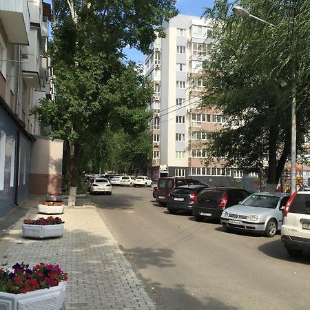 Apartment On Khalturinskiy 206 V/106 로스토브온돈 외부 사진